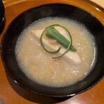 銀座 しのはら - 冬瓜のすり流しと雲丹のいちご煮風のお椀