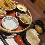 とんかつととろろ膳 かつ麦 - 