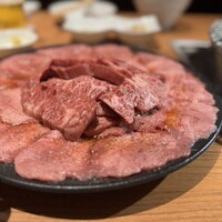 YAKINIKU BON'S - 