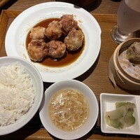 正宗広東私房菜サワダ 梅田エスト店 - 