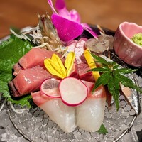 かんてきや 要 - 鮮魚のお造り5種盛り