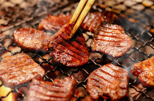 牛たん炭焼き 利久 東口分店（ぎゅうたんすみやき りきゅう） - 宮城野通（牛タン）の写真