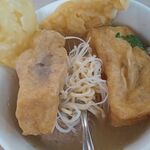 Bakso Lapangan Tembak Senayan - 極細ビーフンとインスタントラーメンみたいな小麦麺が入る