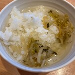 やよい軒 - おかわりごはんで茶漬け風