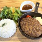 森の駅 Daizahoushi - 料理写真:ハンバーグ（アップルジンジャーソース）