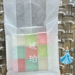御菓子司　福岡屋  - ✧〖琥珀キューブ〗(220えん)×1
      色とりどりの お色に一目惚れww(  ૢ ✪ ꇴ ✪ ૢ)✨️
      