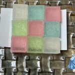 御菓子司　福岡屋  - ✧〖琥珀キューブ〗(220えん)×1
      色とりどりの お色に一目惚れww(  ૢ ✪ ꇴ ✪ ૢ)✨️
      