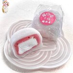 御菓子司　福岡屋  - ✧〖桜くりーむ大福〗(220えん)×2桜の塩気とクリーミーな生クリームが好み(✿ơᴗơ)⋈♡
      