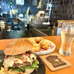 髙橋バーガー - BMJバーガーと自家製ナゲットチーズ
