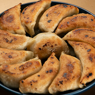手作り餃子の多彩な魅力◆独自の味と食感を楽しむ