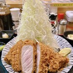 嬉嬉豚とんかつ 「君に、揚げる。」 - 