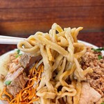 SORA - 極太ワッシワシ麺がタレに良く絡んでめちゃくちゃ美味しい