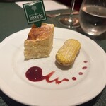 Bicerin - バスクチーズケーキ、レモンエクレア