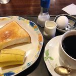 カフェレストラン はちのす - モーニング420円