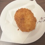 カラオケまねきねこ - まねコロ黄金バター味(110円)