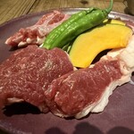 焼肉ホルモン 風土. - ジンギスカン盛り合わせ
      肩ロース、うで、サーロイン、ヒレ
