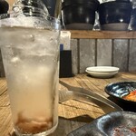 焼肉ホルモン 風土. - 梅昆布サワー