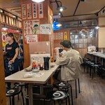 アカマル屋 - 店内♪