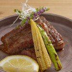 酒ばぁー割烹 わき家 - 宮崎和牛のステーキ