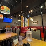 四川料理 川覇王 - 店内