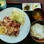 あかい靴 - 山賊焼き定食