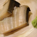 寿司 竹本 - 温かい。山葵だけで。これが毎回楽しみ！