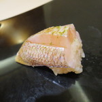 寿司 竹本 - 半分食べて。柚子の香が良い