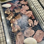 かわちどんのお肉販売店 - どれもこれもウンマイわ♬