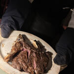 37 Steakhouse & Bar - 
