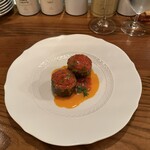 ジロトンド - 2皿目
      ズッキーニの肉詰めトマト煮。