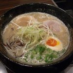 彩色ラーメンきんせい - Ｗスープ豚骨（２０１０年２月）