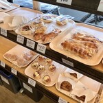 ベーカリーモグモグ - 