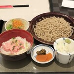 蕎麦酒肴 多加はし - ねぎとろとろろと蕎麦のセット