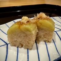 与志多 - 茄子のお寿司