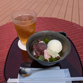 日本茶カフェ 元町テラス_1
