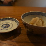 魚菜料理 縄屋 - 横から