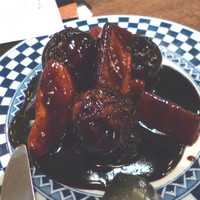 青菜 丸の内ブリックスクエア店 - 名物酢豚肩ロース肉の黒酢ソース