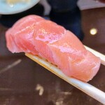 THE SUSHI TOKYO 旬 - 中トロ食べ放題おかわりリフト