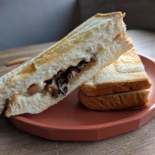 ブッティーベッド_0