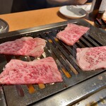 肉酒場 - 