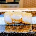 THE SUSHI TOKYO 旬 - ホタテ食べ放題おかわり3貫