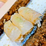 THE SUSHI TOKYO 旬 - ヒラメ昆布締め食べ放題おかわり3貫アップ