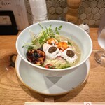 海老丸らーめん - 鱧の冷やしらーめん  イチジクのキャラメリーゼ＠2,200円（税込）