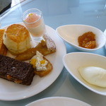 Four Seasons Hotel Hong Kong  - 