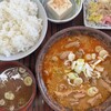 もつ煮屋 日の出食堂