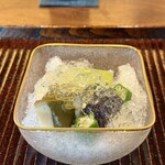 鎌倉 北じま - 鎌倉の鮑、大徳寺納豆、鶏出汁で炊いた冬瓜