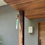 鎌倉 北じま - 夏らしく店先には風鈴♪