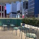 Tiffany Blue Box Café - 