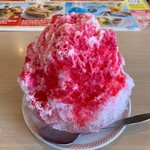 ジョイフル - かき氷みるくいちご 小 328円(税込)