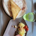 Restaurant(星野リゾート 1955 東京ベイ) - ルーベンサンドとサラダ類